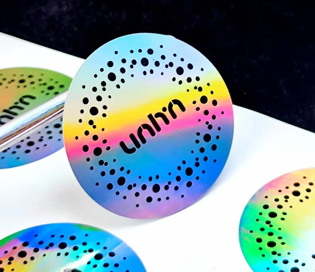ກາເລເຊີເລເຊີ Holographic: ການສ້າງທ່າອ່ຽງໃຫມ່ທີ່ເຢັນໃນປ້າຍຊື່ holographic