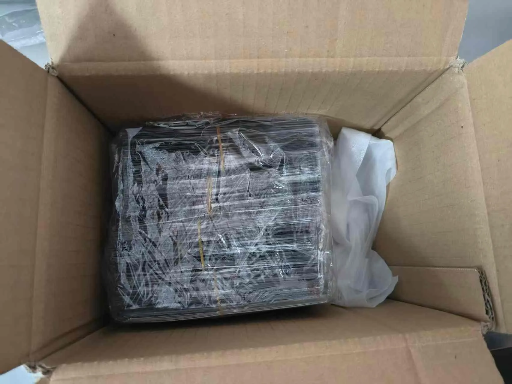 ໃບສັ່ງສິນລະດັບບັດເຄດິດໄດ້ຖືກສົ່ງໄປແລ້ວ